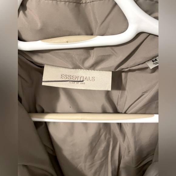 ESSENTIALS FEAR OF GOD zip-up puffer jacket - Picture 8 of 10